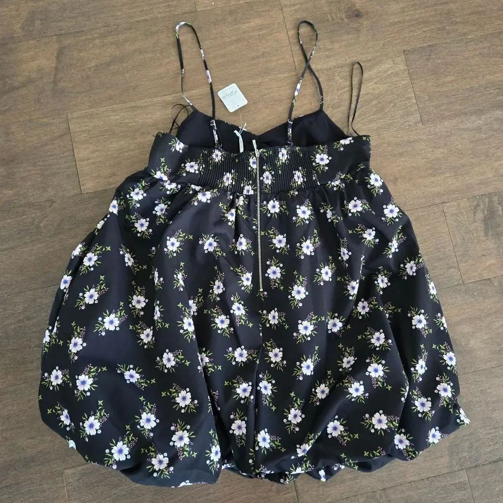 Free People in A Bubble Mini Dress in Black Floral size S New - Picture 13 of 14